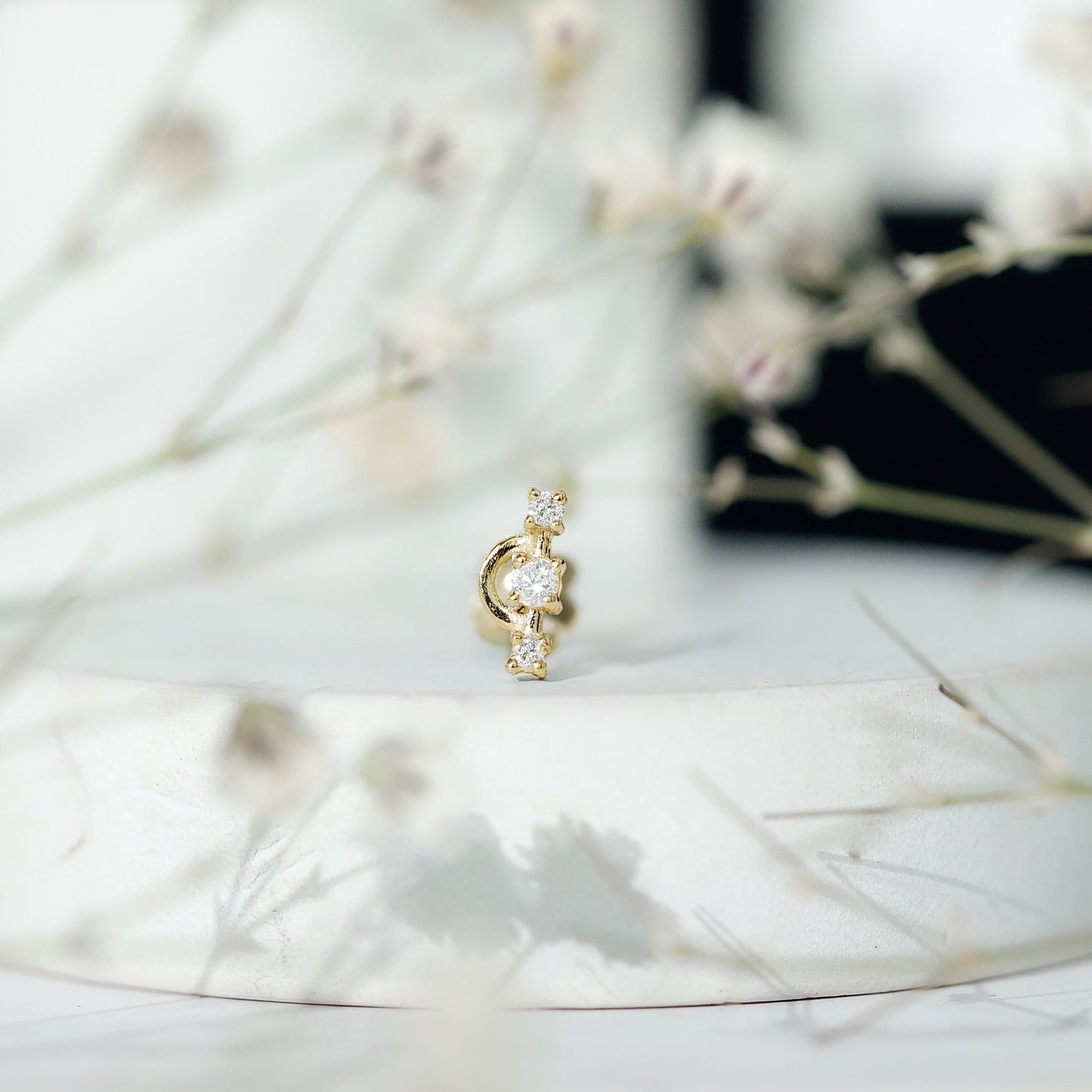 Natural Diamond Unique Tragus Earring with Certificate