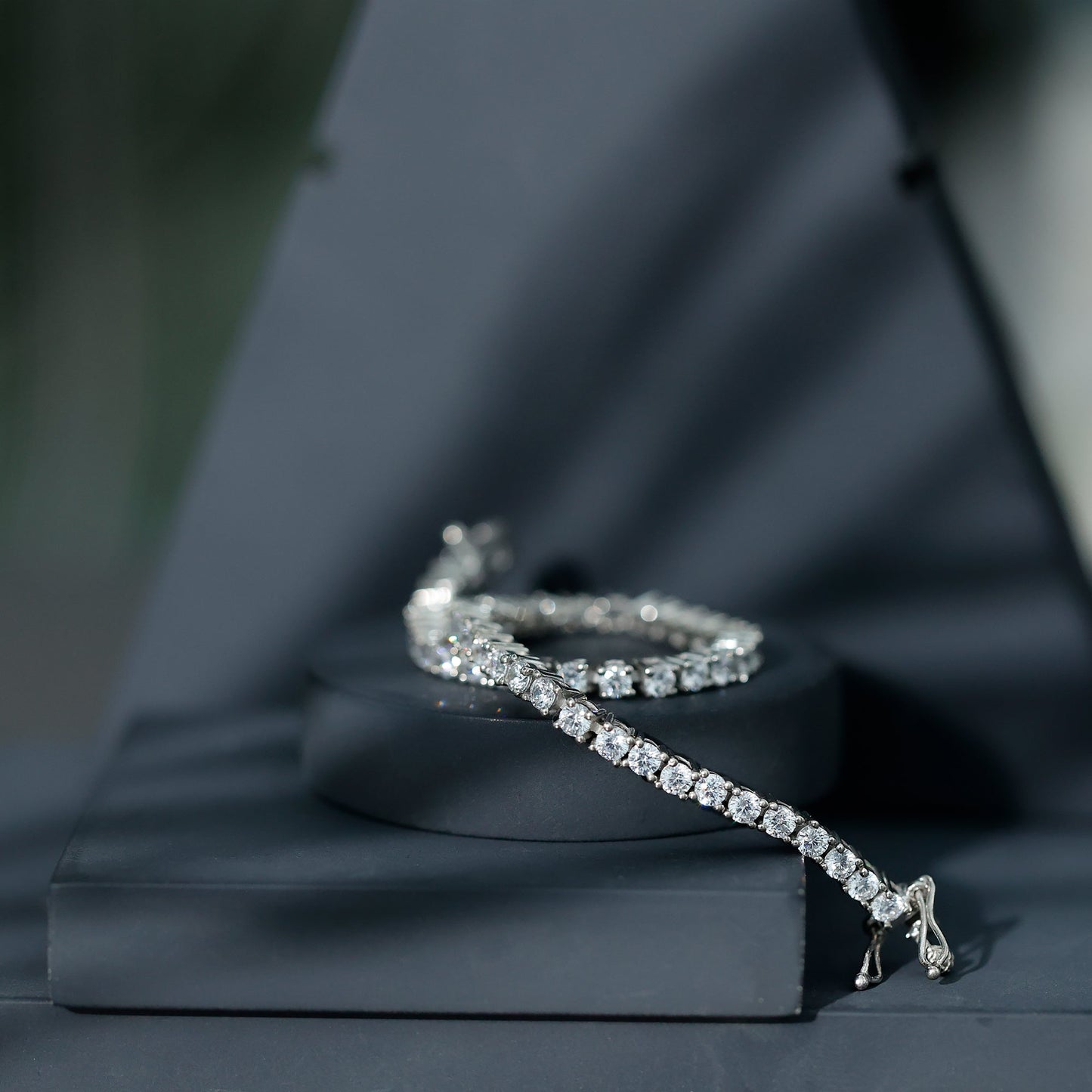 Certified Lab Grown Classic Round Diamond Tennis Bracelet