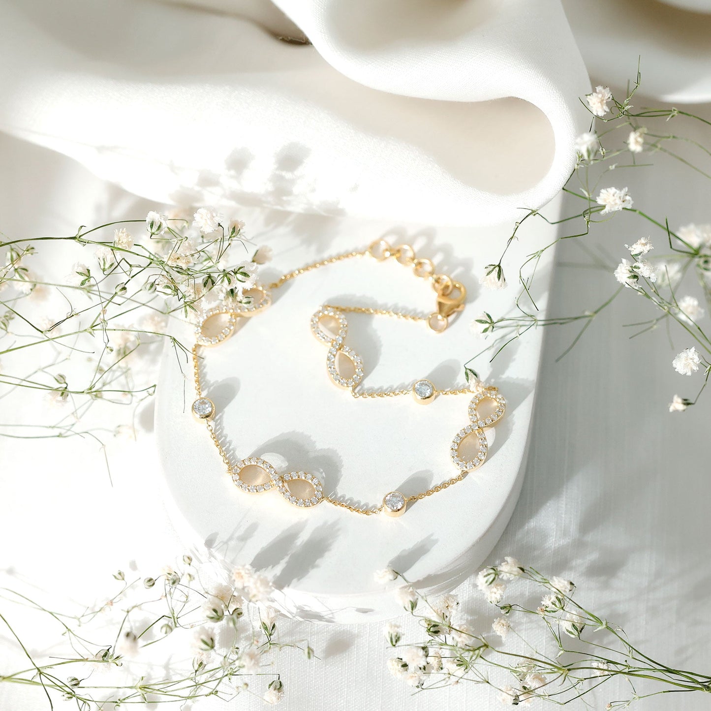 Lab Grown Diamond Infinity Bracelet for Women