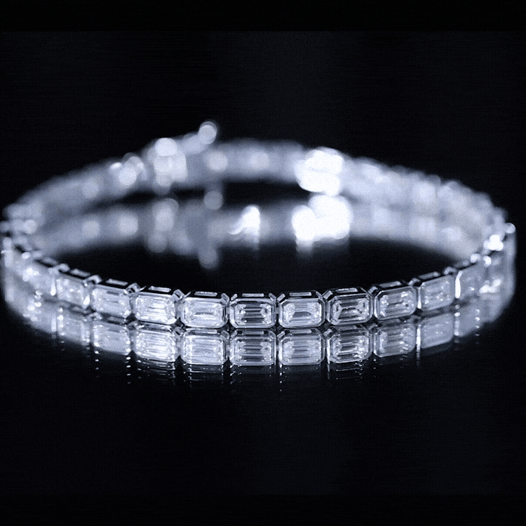 Emerald Cut Lab Grown Diamond Tennis Bracelet in Bezel Setting