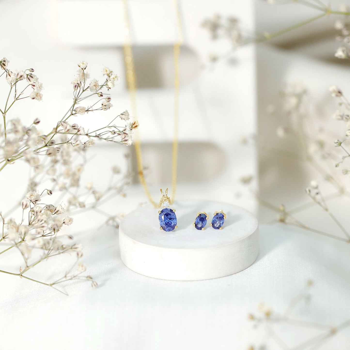 Lab Grown Blue Sapphire Solitaire Jewelry Set with Moissanite