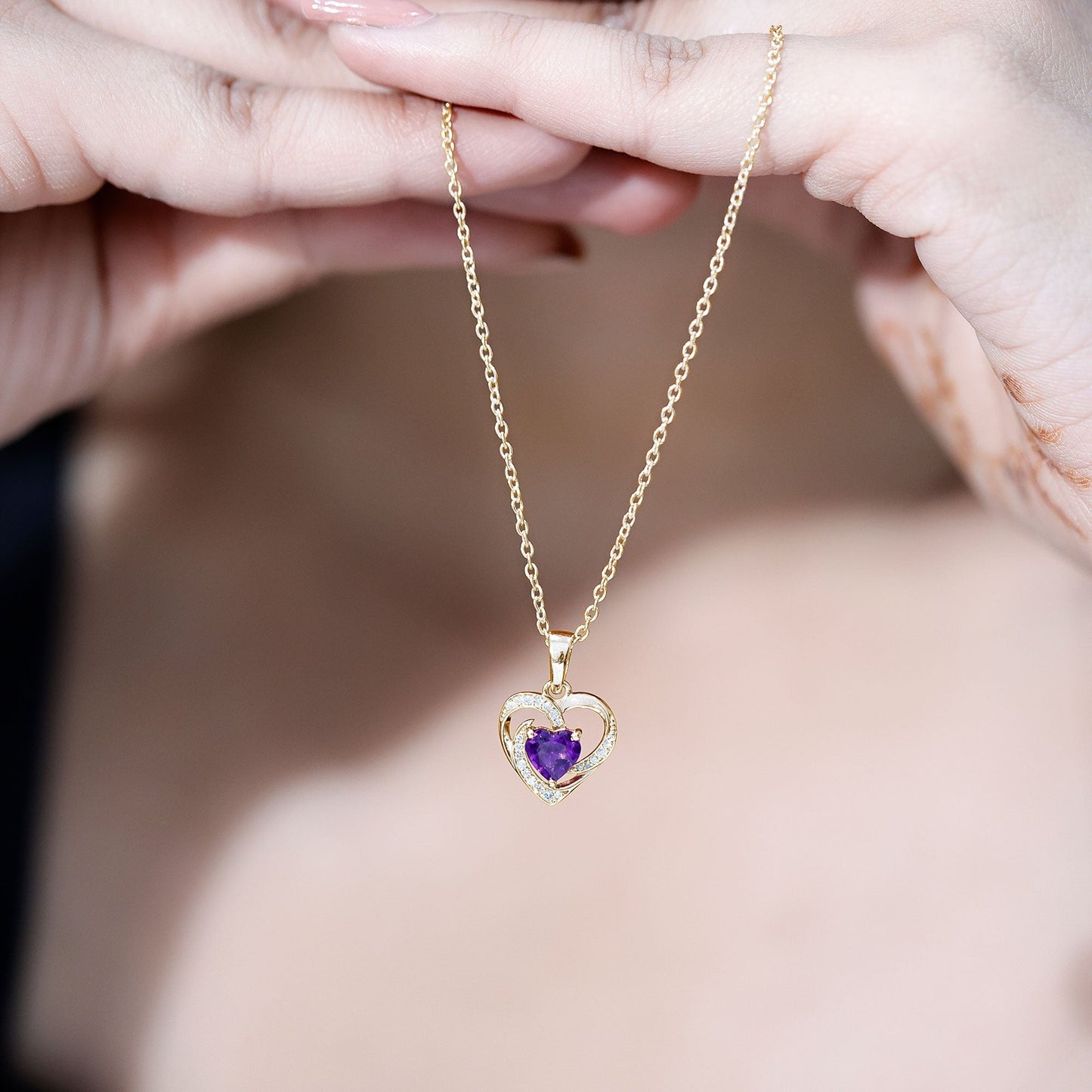 0.9 Carat Amethyst Heart Pendant Necklace with Diamond