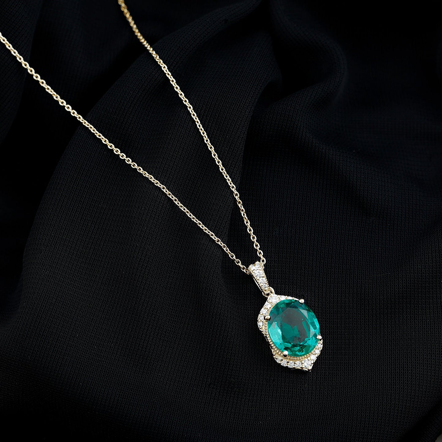 Art Deco Style 5 Carat Lab Grown Emerald Pendant Necklace with Diamond