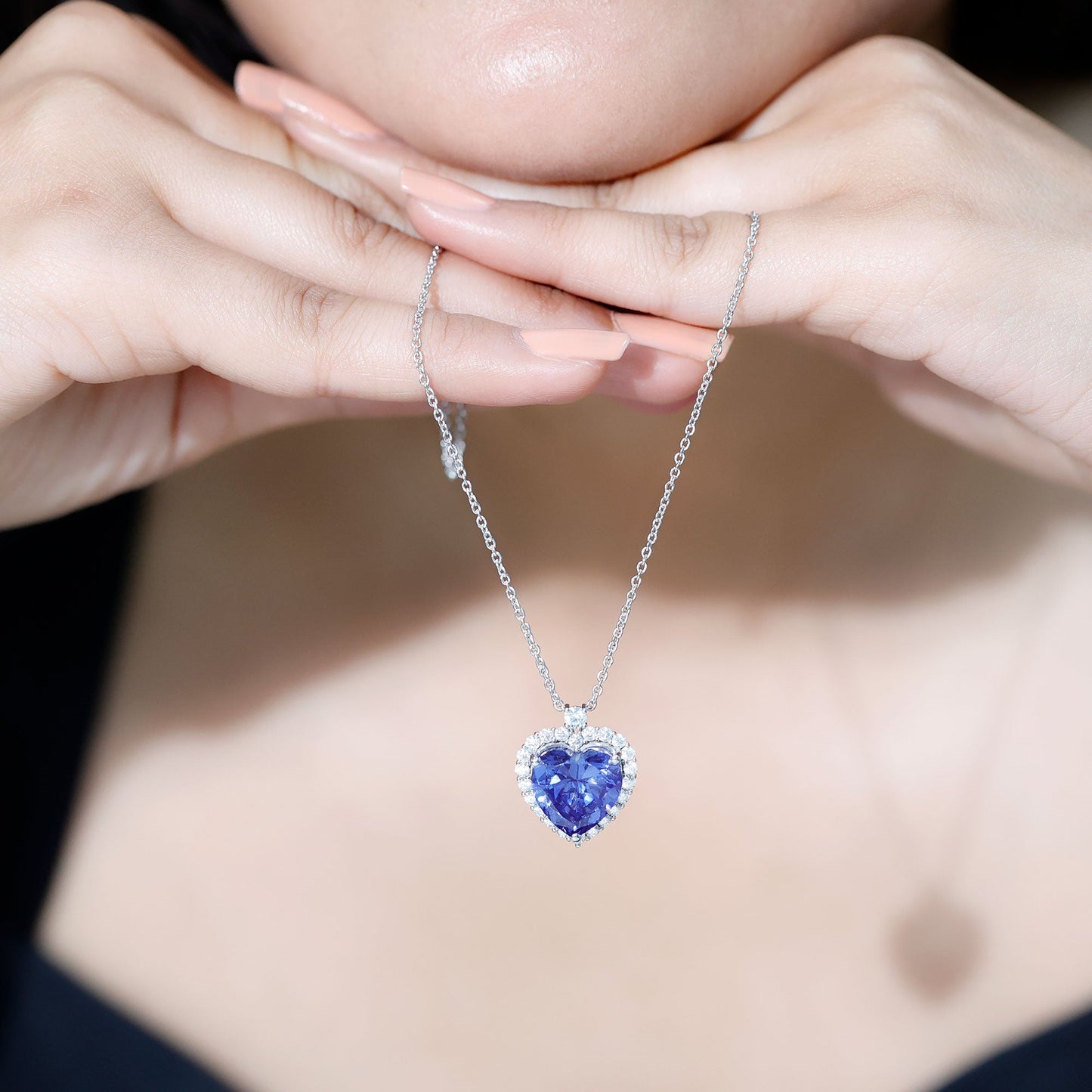 5.6 Carat Lab Grown Blue Sapphire Heart of The Ocean Necklace With Chain