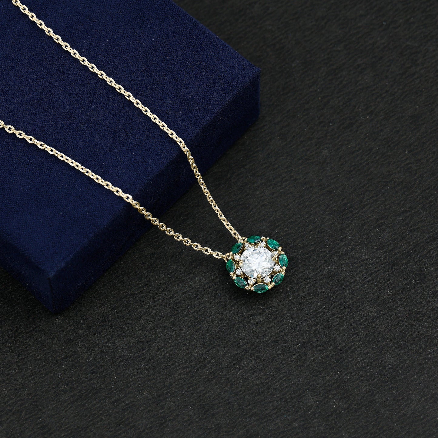 2 Carat Lab Grown Diamond Bridal Necklace With Emerald