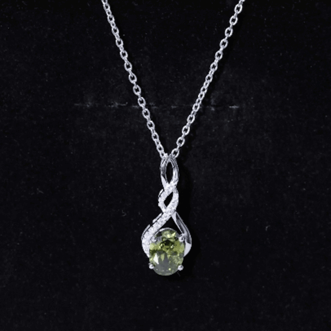 1.5 Carat Lab Grown Green Sapphire Infinity Necklace With Silver Chain