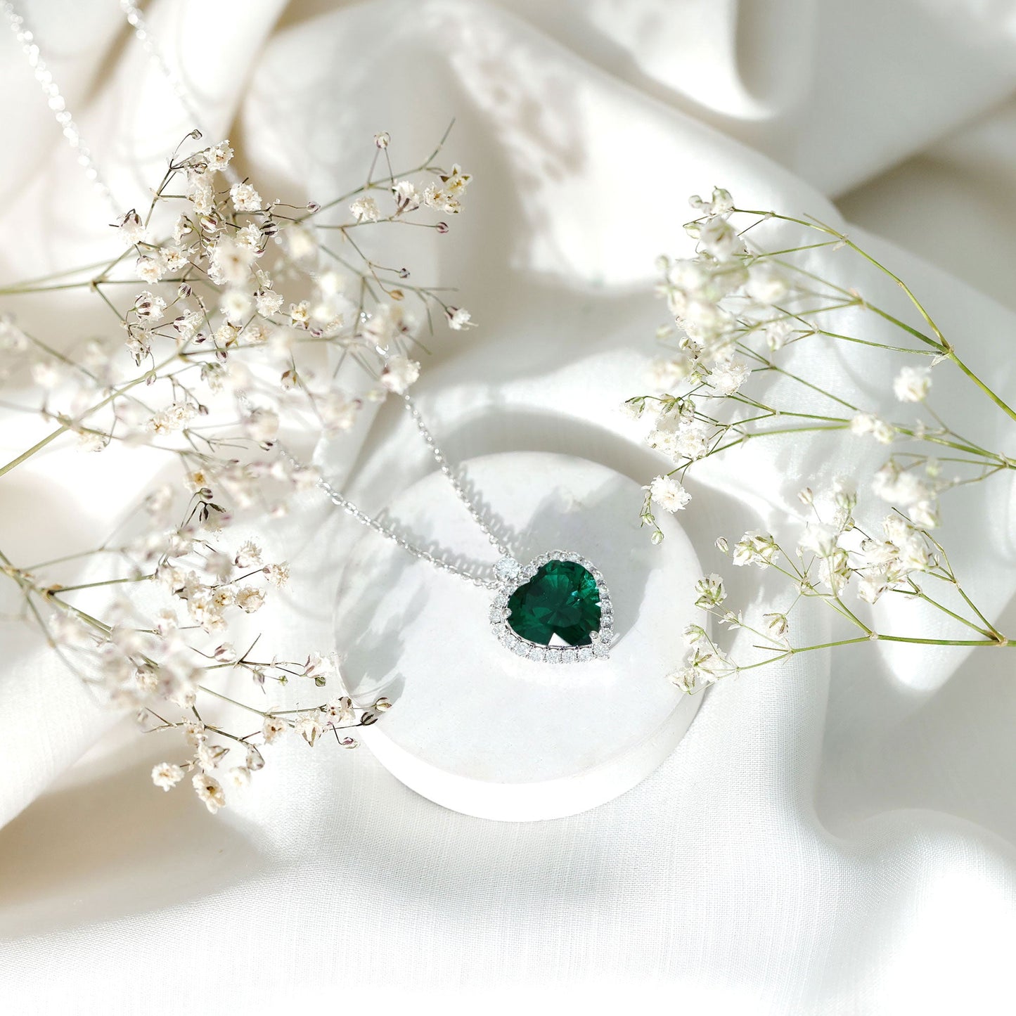Lab Created 5.6 Carat Emerald Moissanite Heart Pendant Necklace