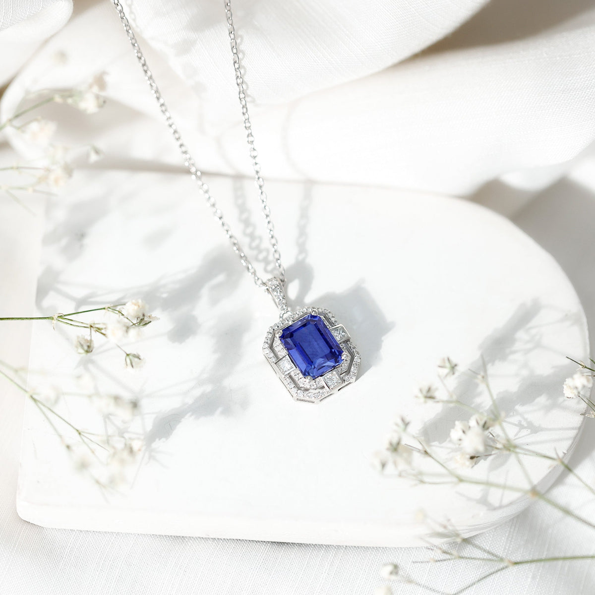 2.7 Carat Emerald Cut Lab Created Blue Sapphire Vintage Necklace with Diamond