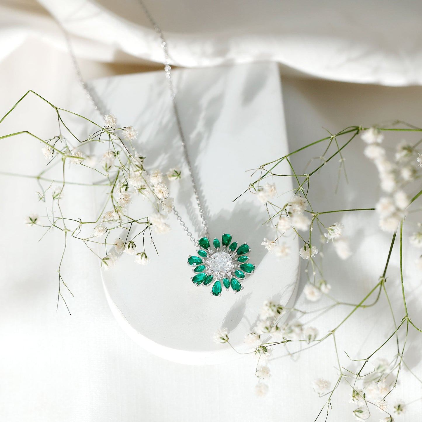 Certified 1.3 Carat Moissanite Statement Flower Necklace With Lab Emerald
