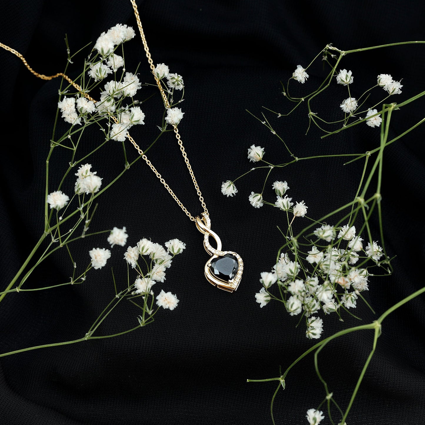 2 Carat Black Onyx Infinity Heart Pendant with Diamond