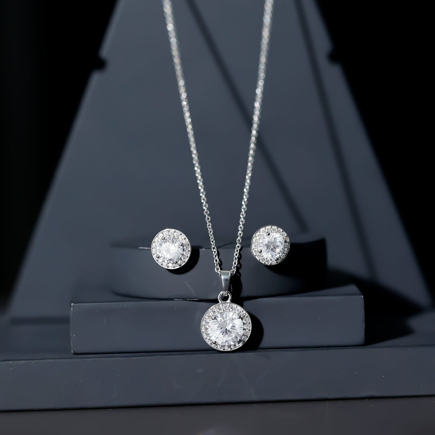 Certified 4 Carat Round Cubic Zirconia Halo Necklace and Earrings in Silver