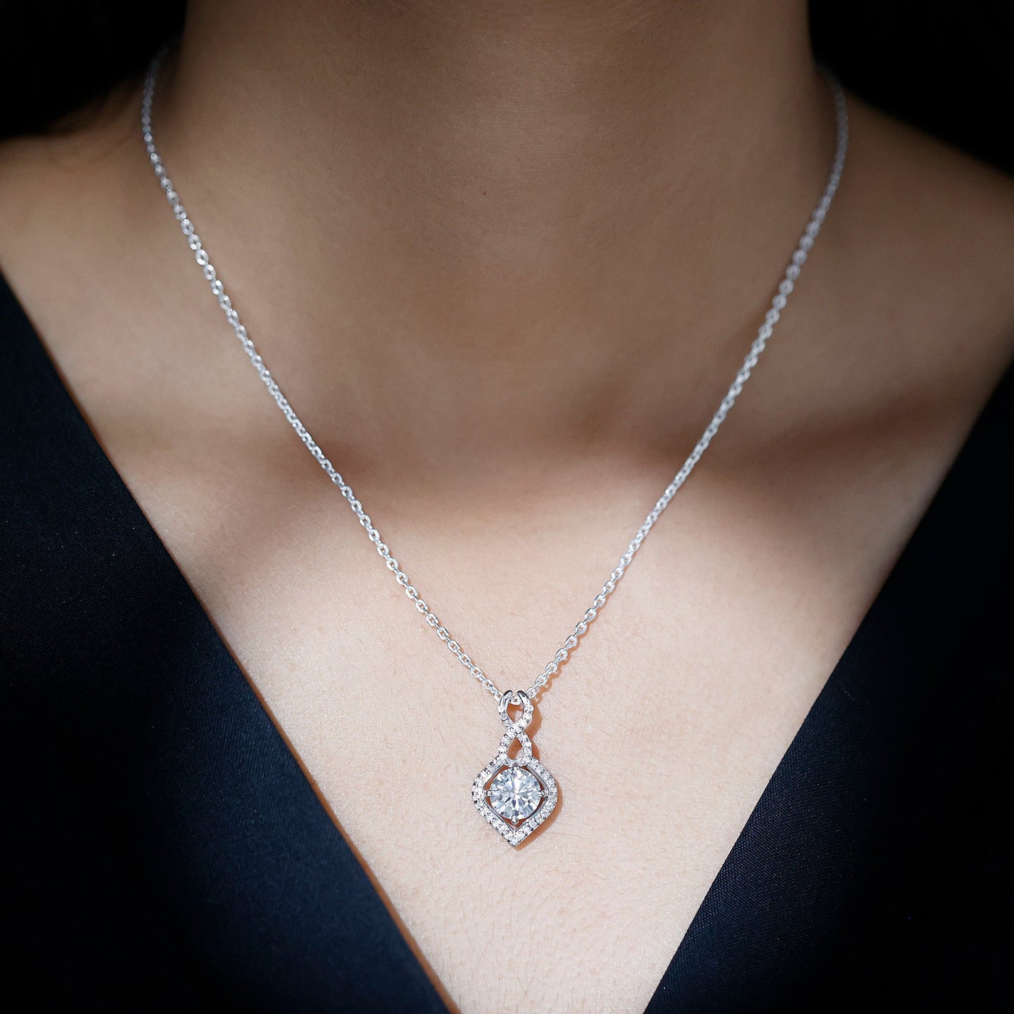 2.62 Carat Moissanite Wedding Necklace for Bride with Silver Chain