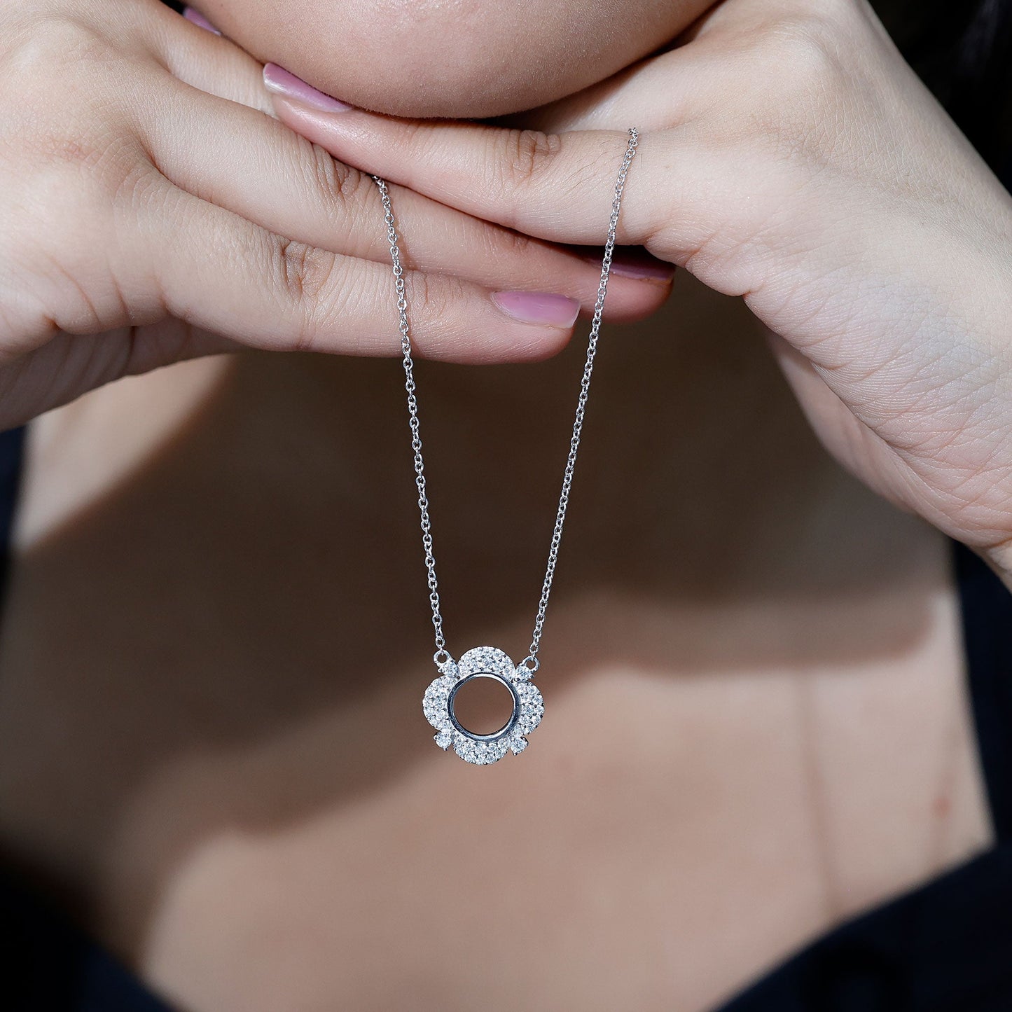 Moissanite Flower Pendant Necklace With Silver Chain