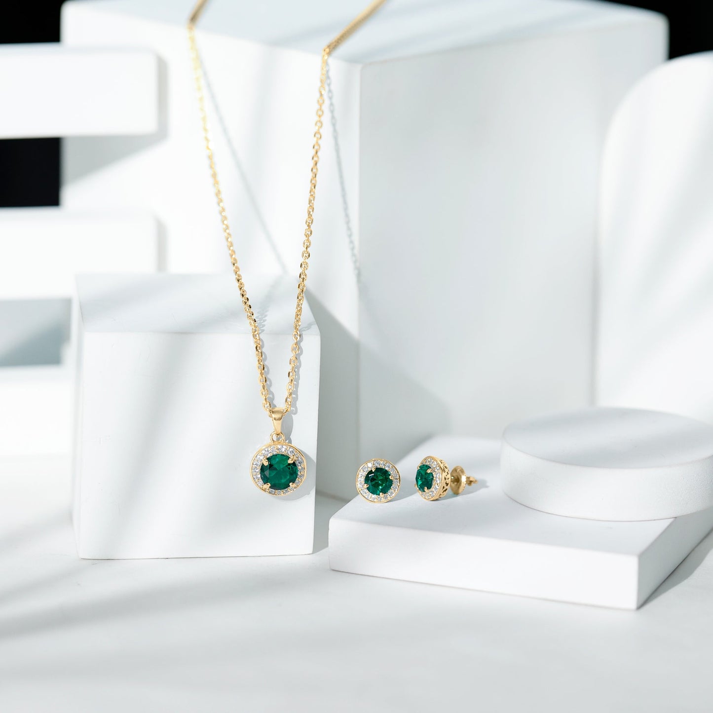 Certified Lab Grown Emerald Moissanite Bridal Jewelry Set