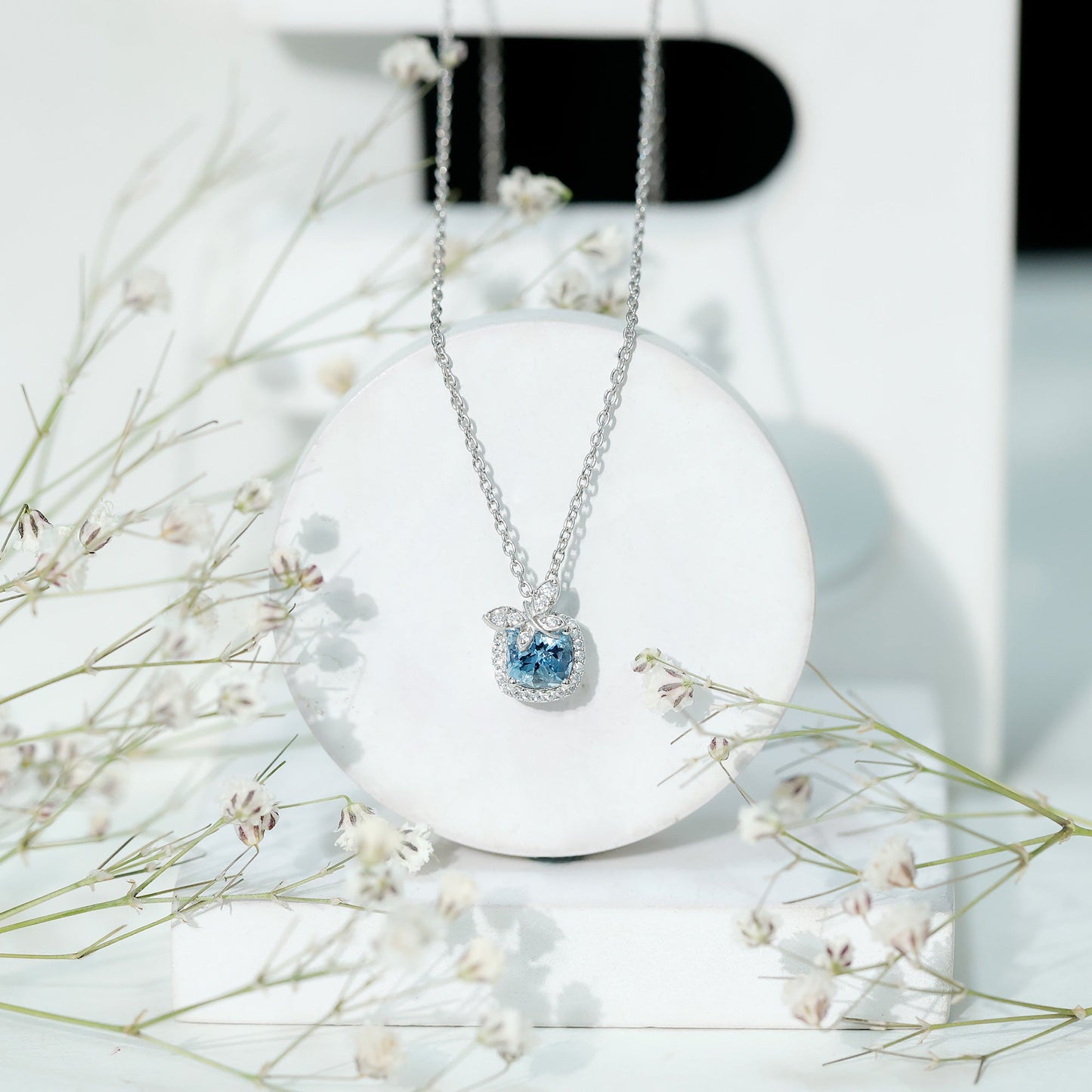 Natural Cushion Cut 1 Carat Aquamarine Pendant Necklace with Butterfly