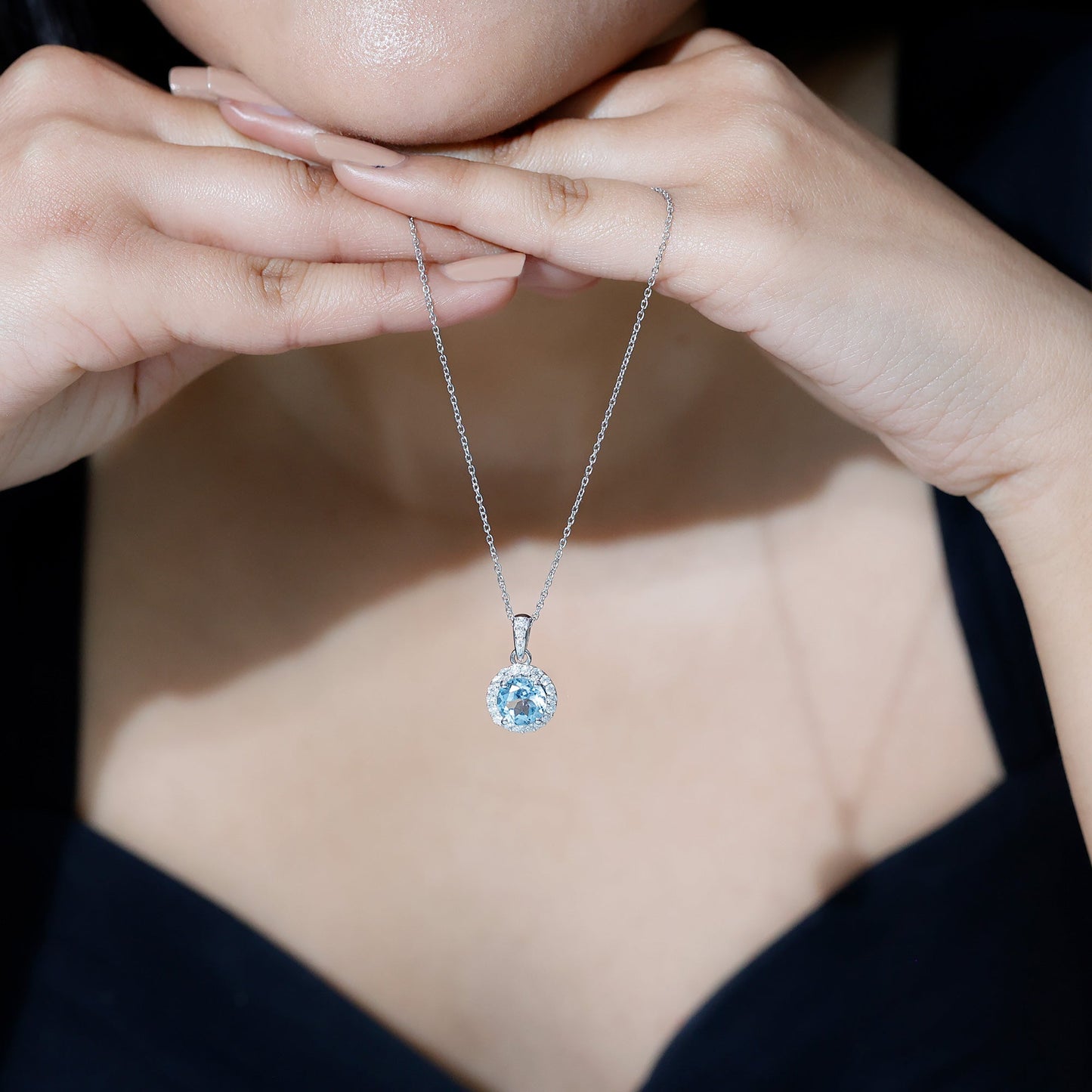 Round Cut 2 Carat Sky Blue Topaz Pendant Necklace With Silver Chain