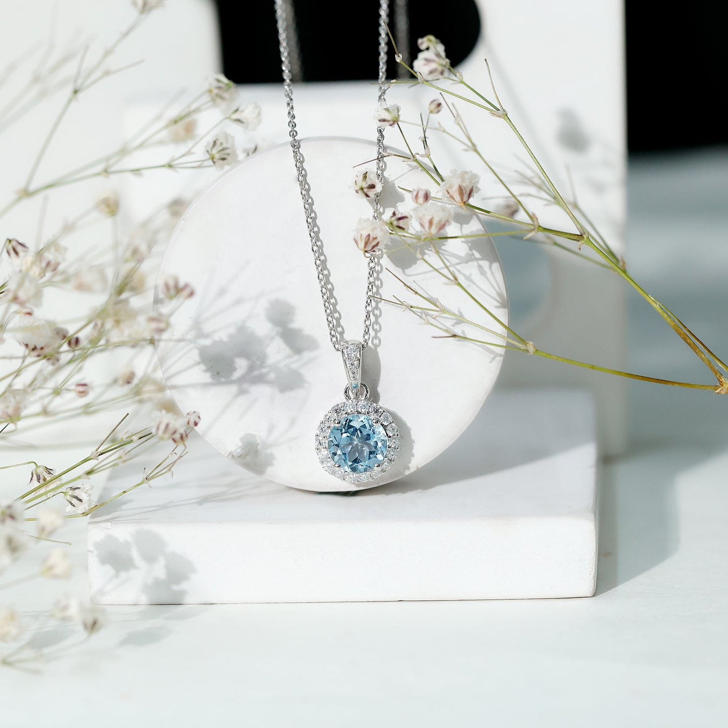 Round Cut 2 Carat Sky Blue Topaz Pendant Necklace With Silver Chain
