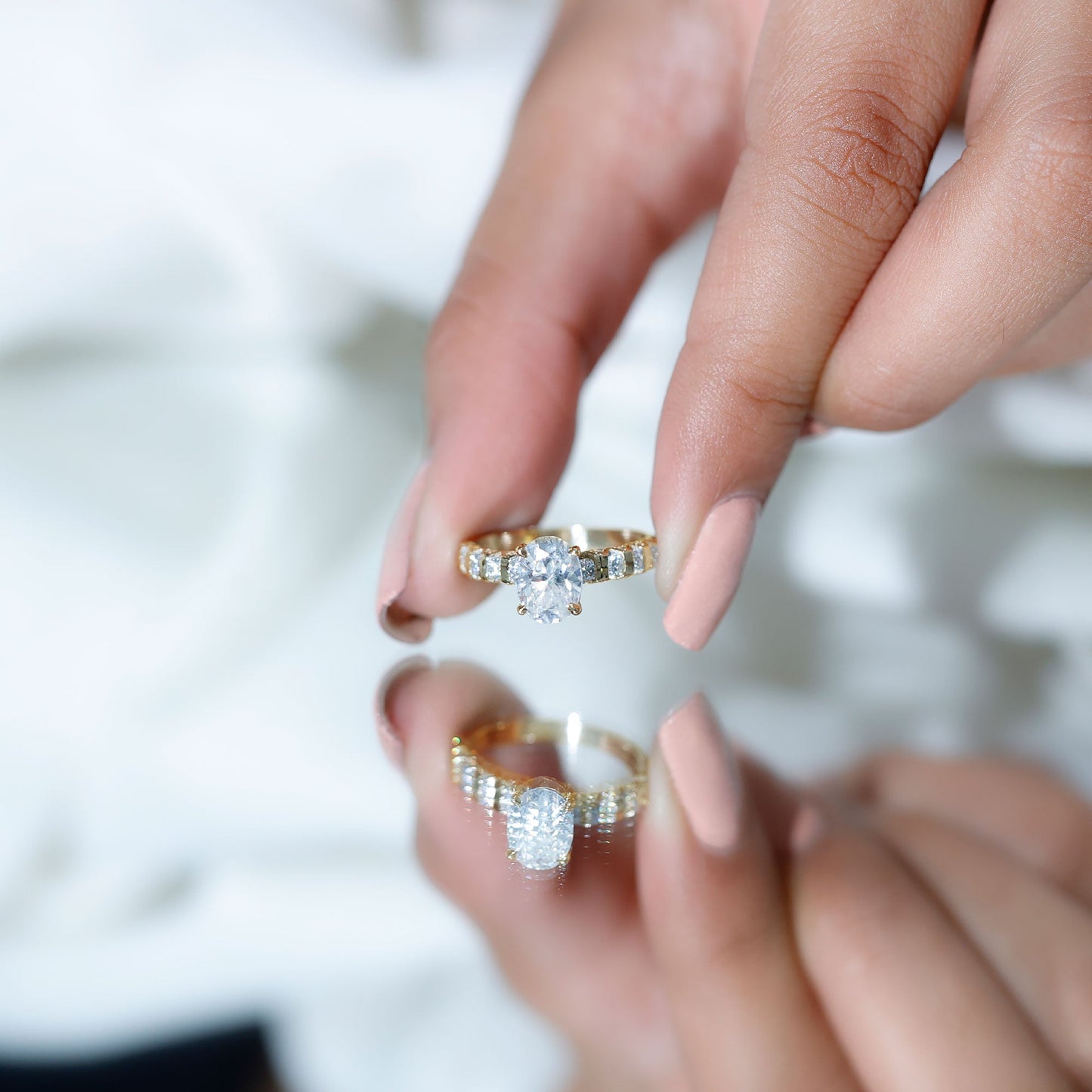 Oval Moissanite Solitaire Engagement Ring with Side Stones