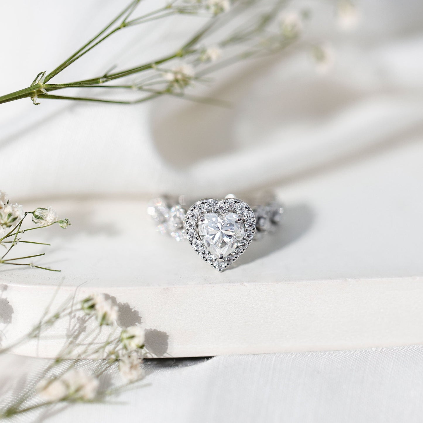 1.5 CT Heart Shape Moissanite Engagement Ring with Accent
