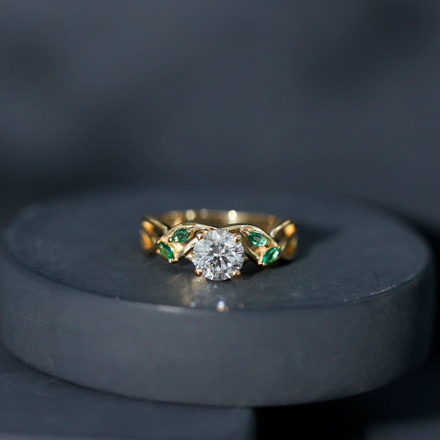 Lab Grown Diamond Engagement Ring With Emerald