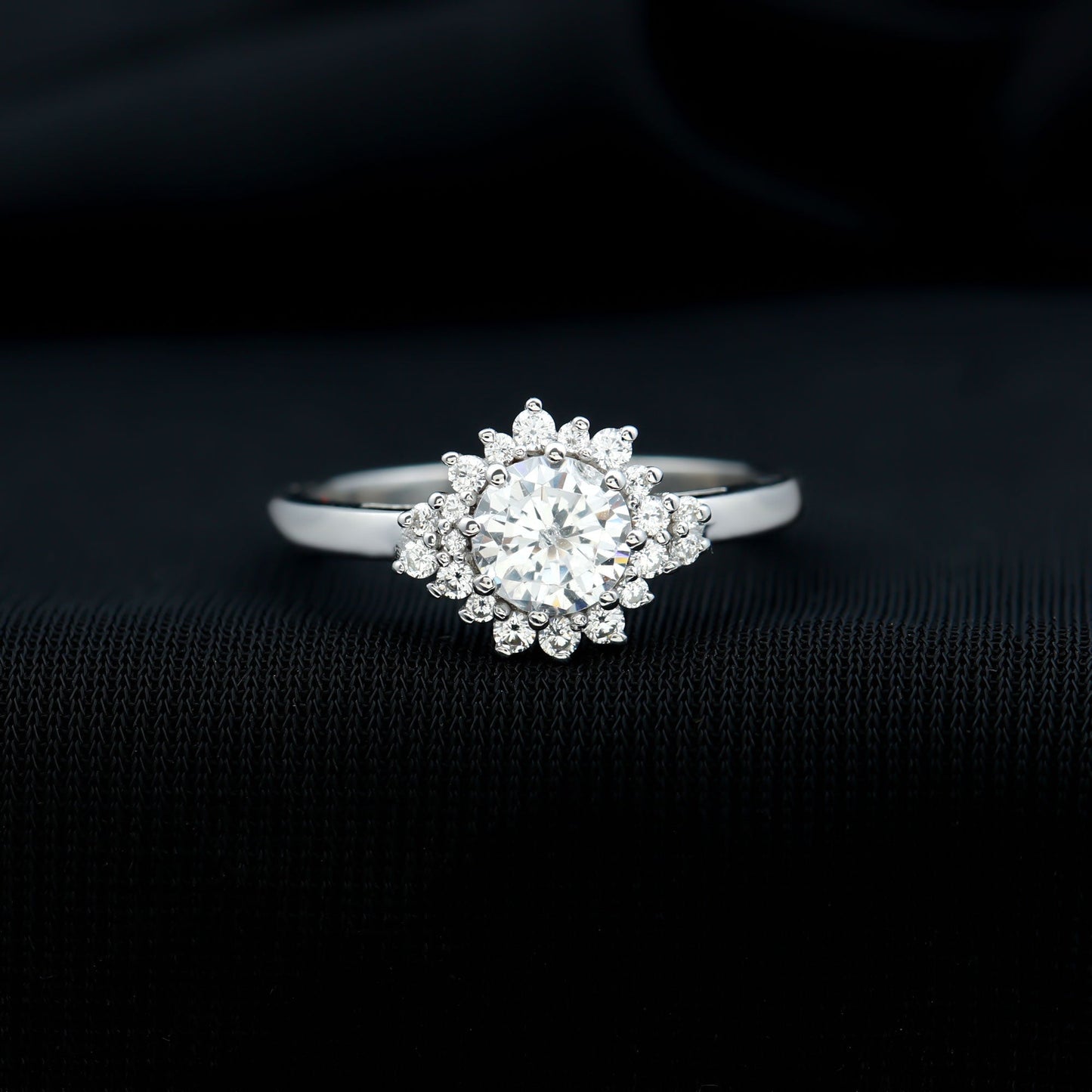 0.9 Carat Certified Lab Grown Diamond Halo Engagement Ring