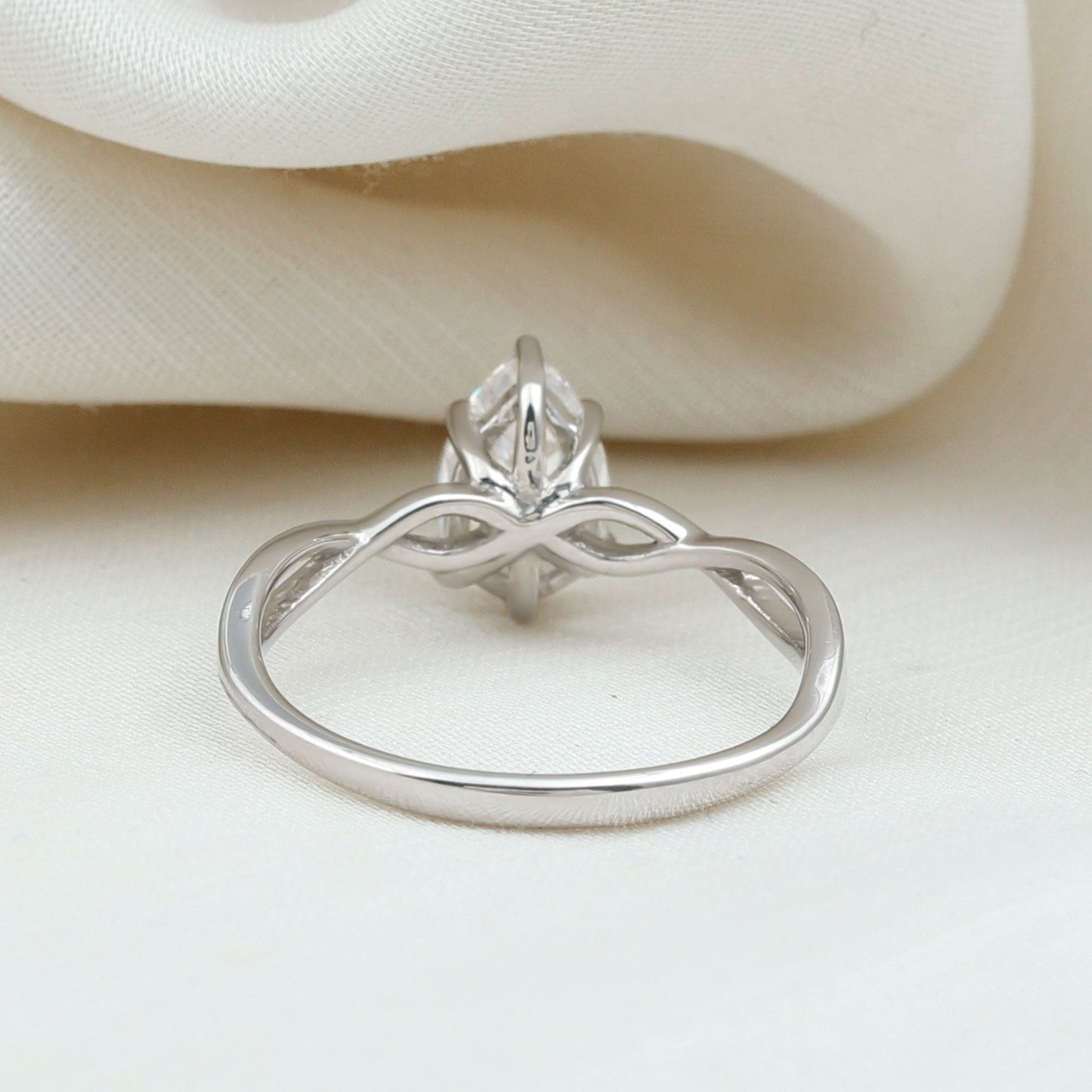 Lab Grown Diamond Pear Engagement Ring with Infinity Band