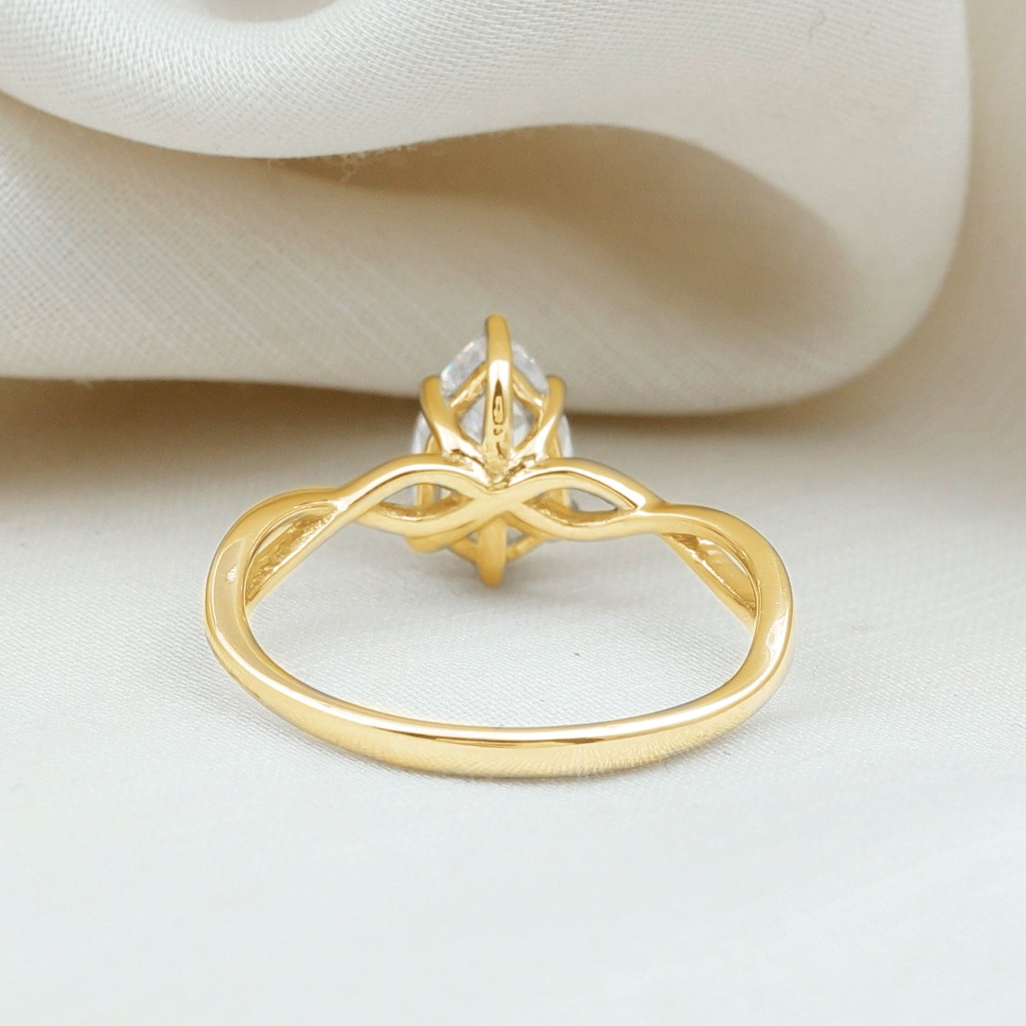 Lab Grown Diamond Pear Engagement Ring with Infinity Band