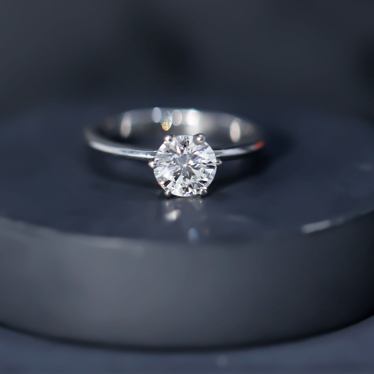 1 Carat Lab Grown Diamond Solitaire Engagement Ring with IGI Certificate