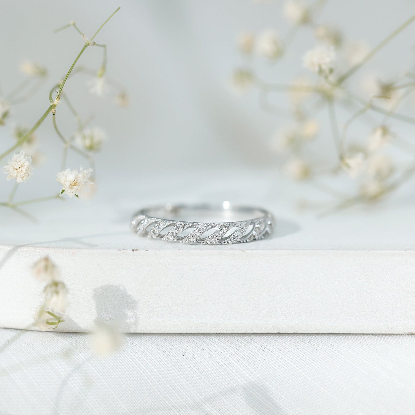 Elegant Round Shape Diamond Half Eternity Ring