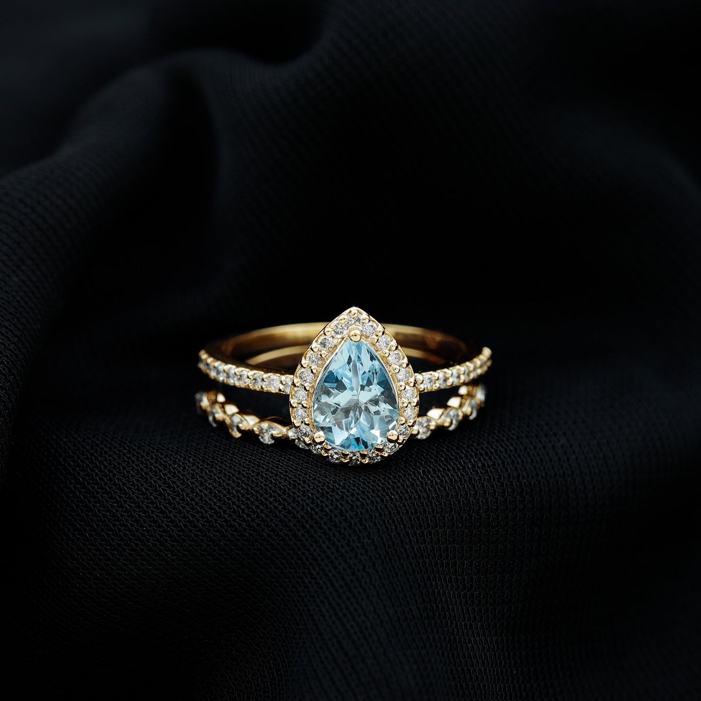 Genuine 1 Carat Aquamarine Bridal Ring Set with Diamond