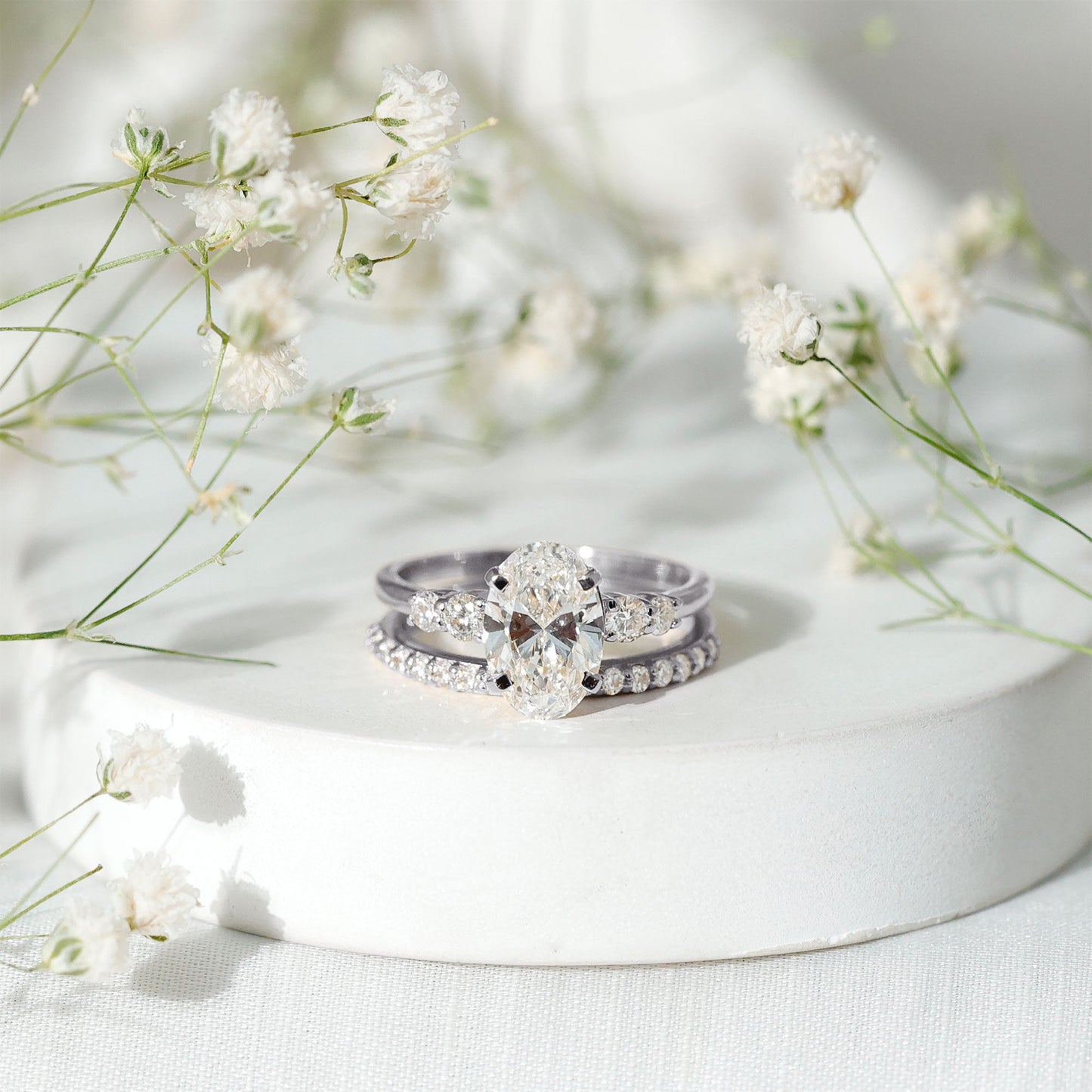 2 Carat Oval Shape Lab Diamond Bridal Ring Set with IGI Certificate