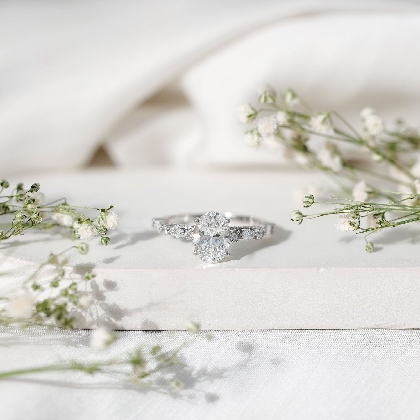 2 Carat Oval Lab Grown Diamond Engagement Ring with IGI Certificate