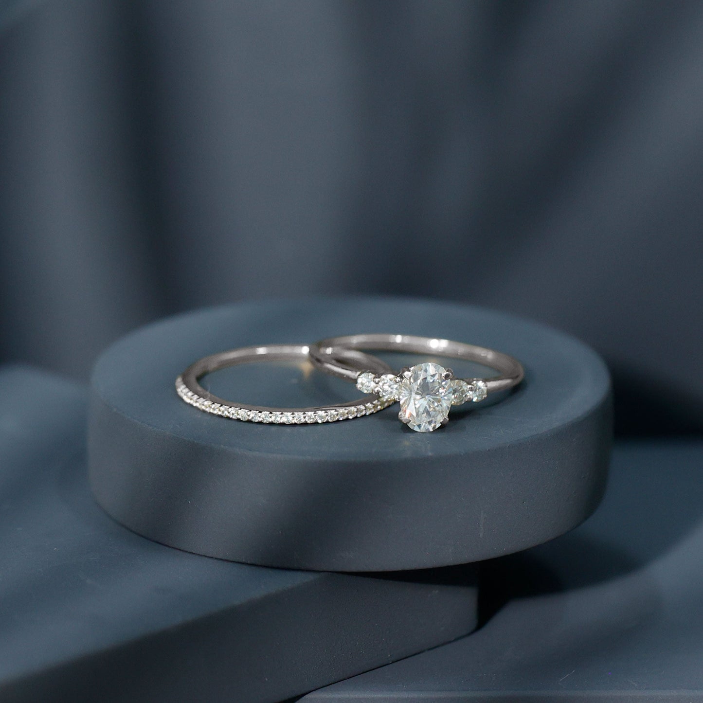 Certified 0.75 Carat Oval Lab Grown Diamond Wedding Bridal Ring Set
