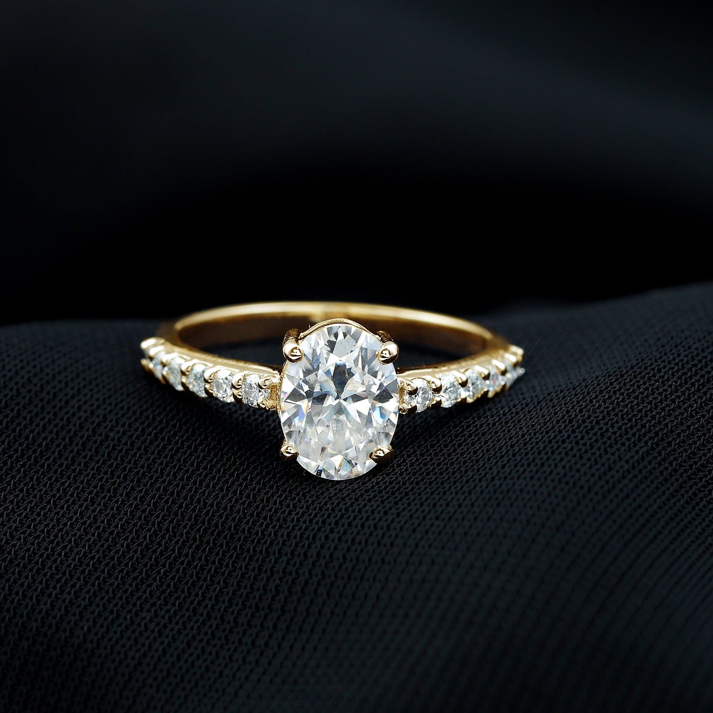 Certified 1 Carat Lab Grown Diamond Oval Engagement Ring