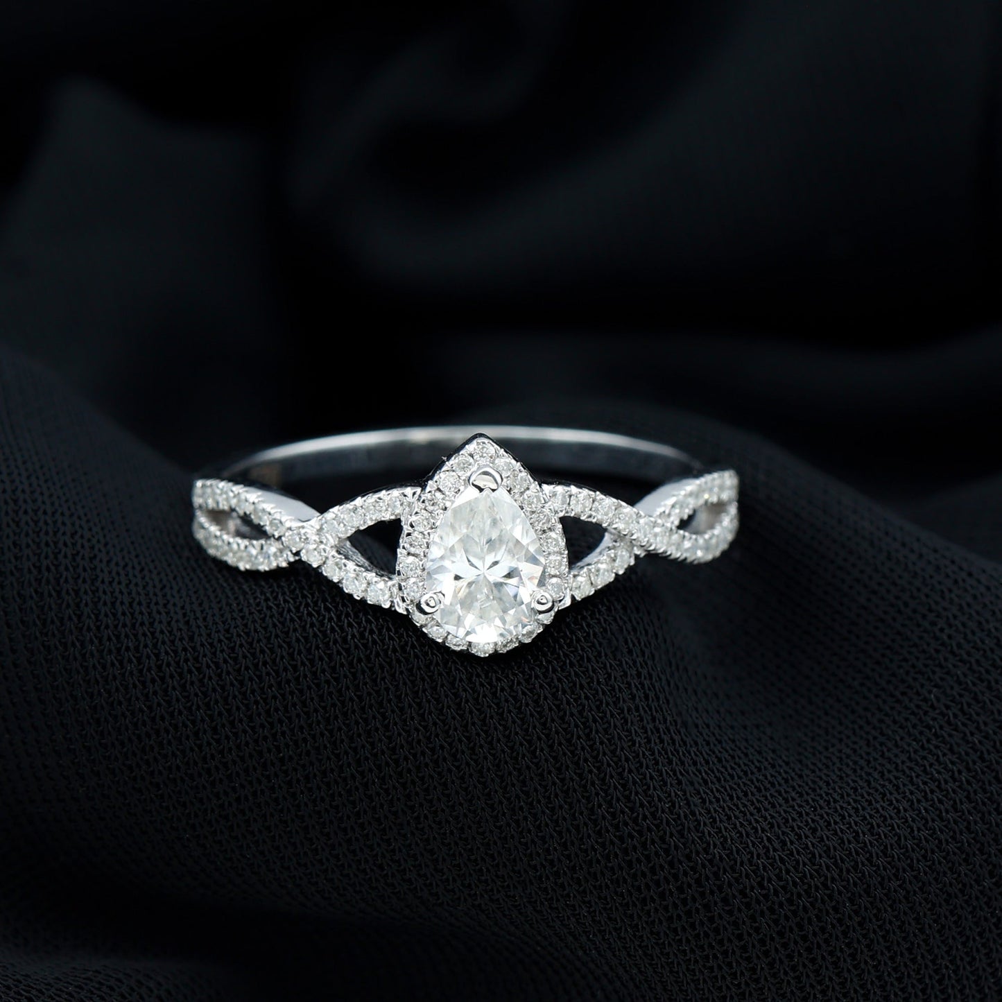 Lab Grown Diamond Teardrop Halo Engagement Ring For Women