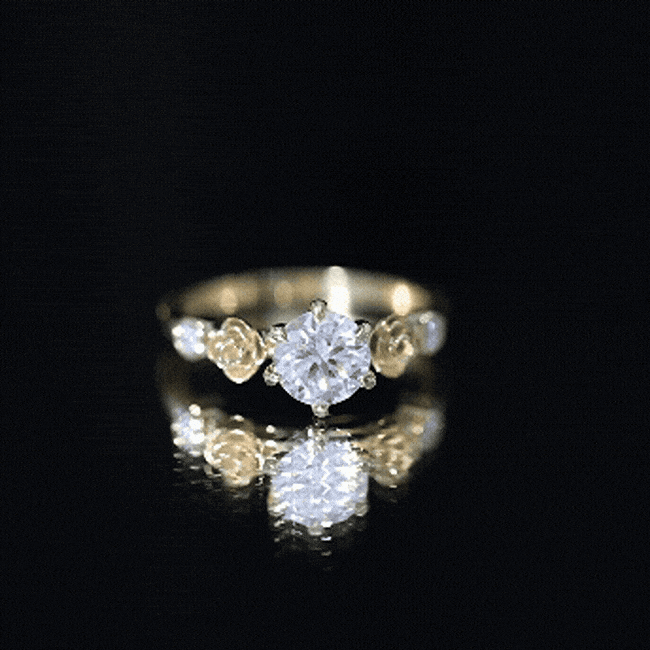 Certified Lab Grown Diamond Engagement Ring With Floral Design