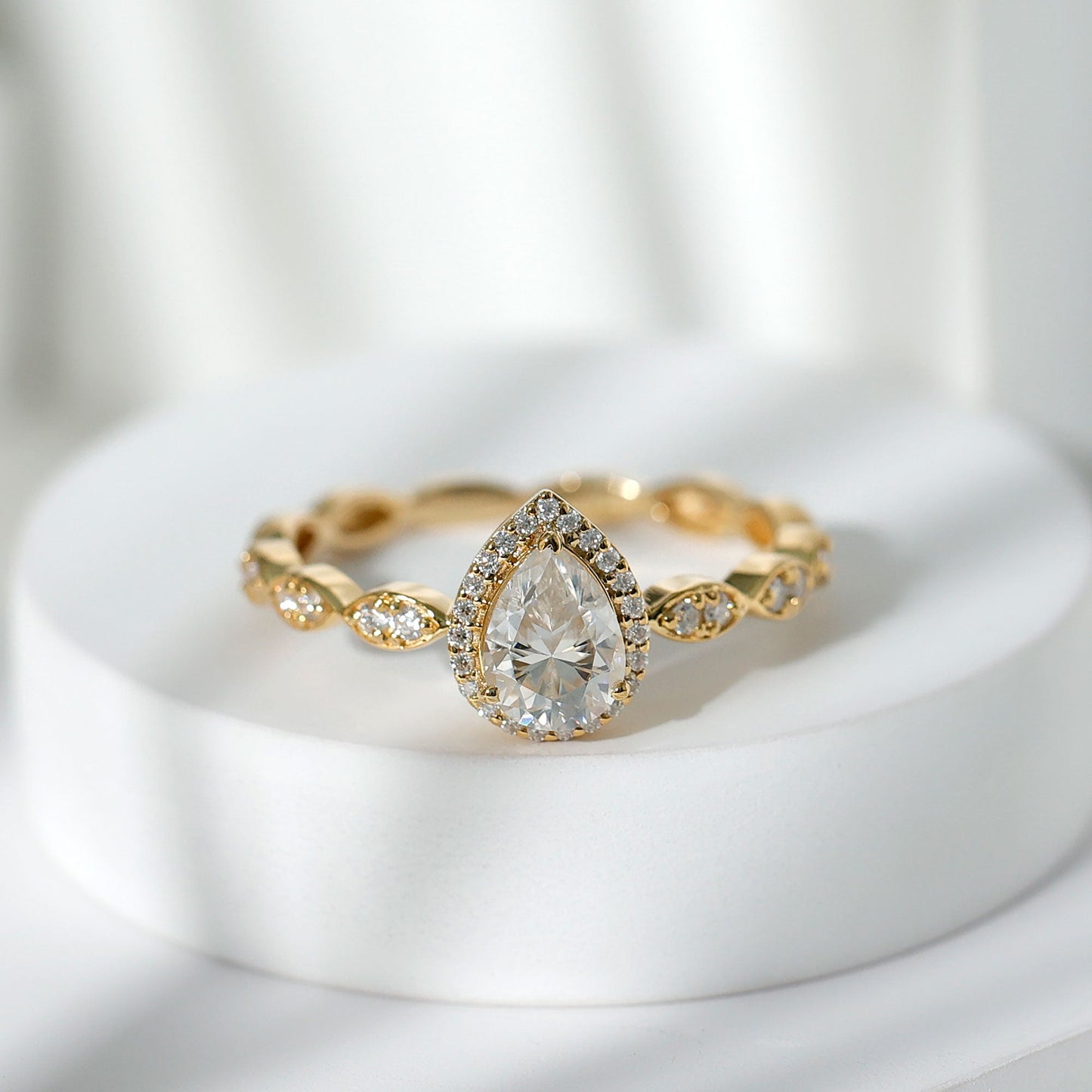 Lab Grown Diamond Teardrop Engagement Ring with Scalloped Shank