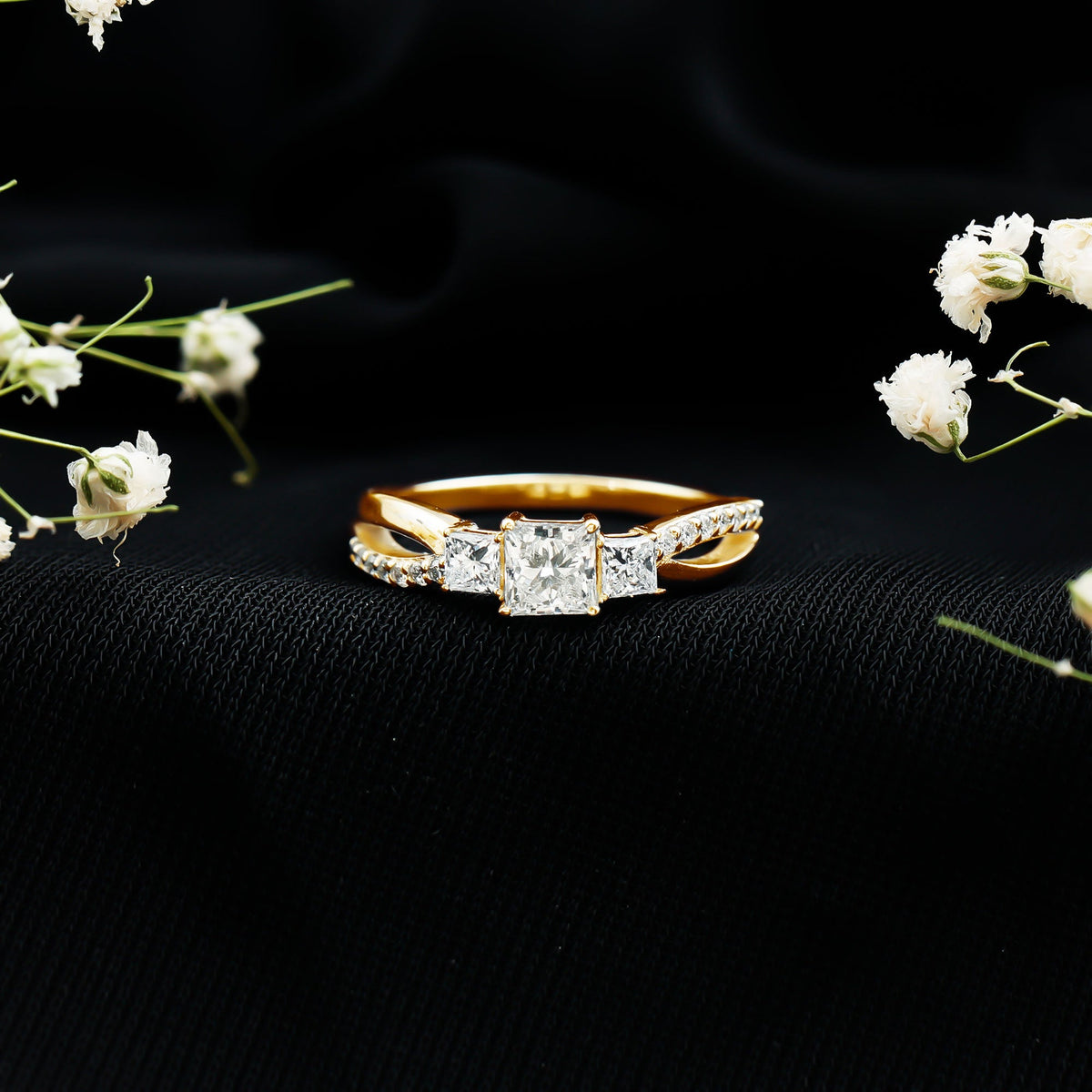 Lab Grown Diamond Three Stone Promise Ring With Split Shank