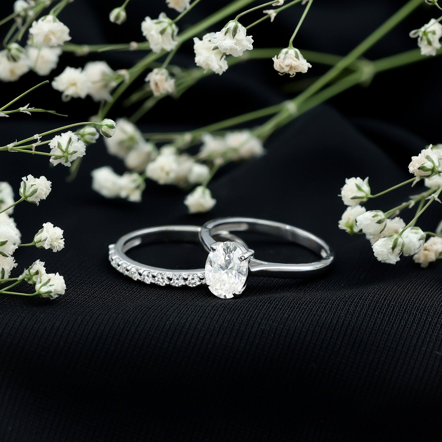 IGI Certified Lab Grown Diamond Oval Engagement Ring with Wedding Band