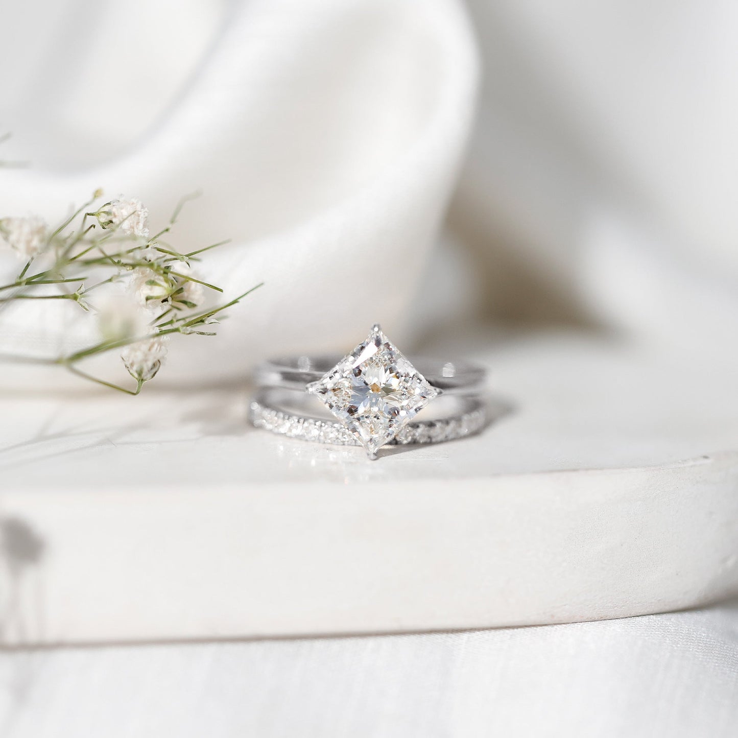 IGI Certified 2 Carat Lab Grown Diamond Princess Cut Bridal Ring Set for Her