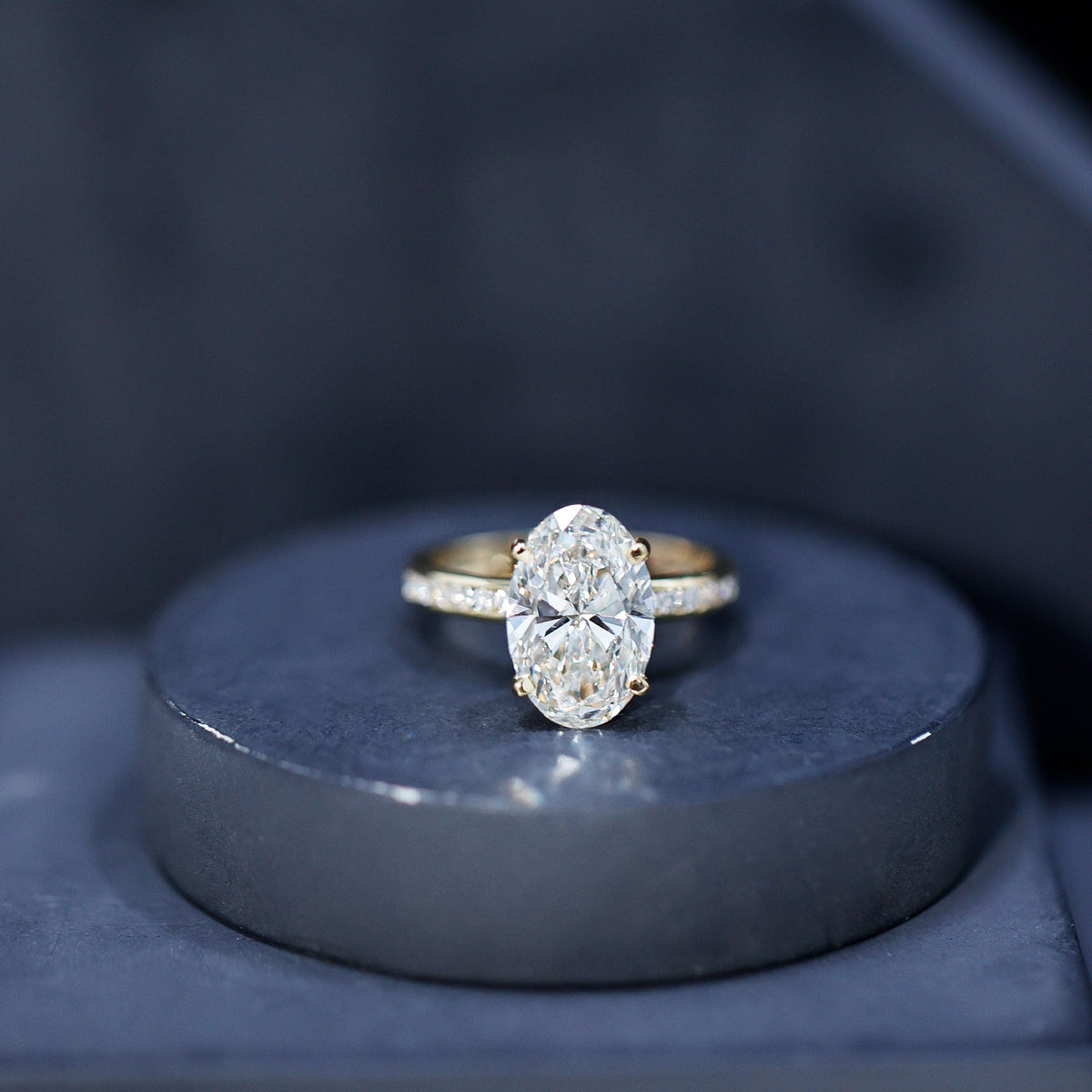 4 Carat Oval Shaped Lab Grown Diamond Huge Engagement Ring with IGI Certificate