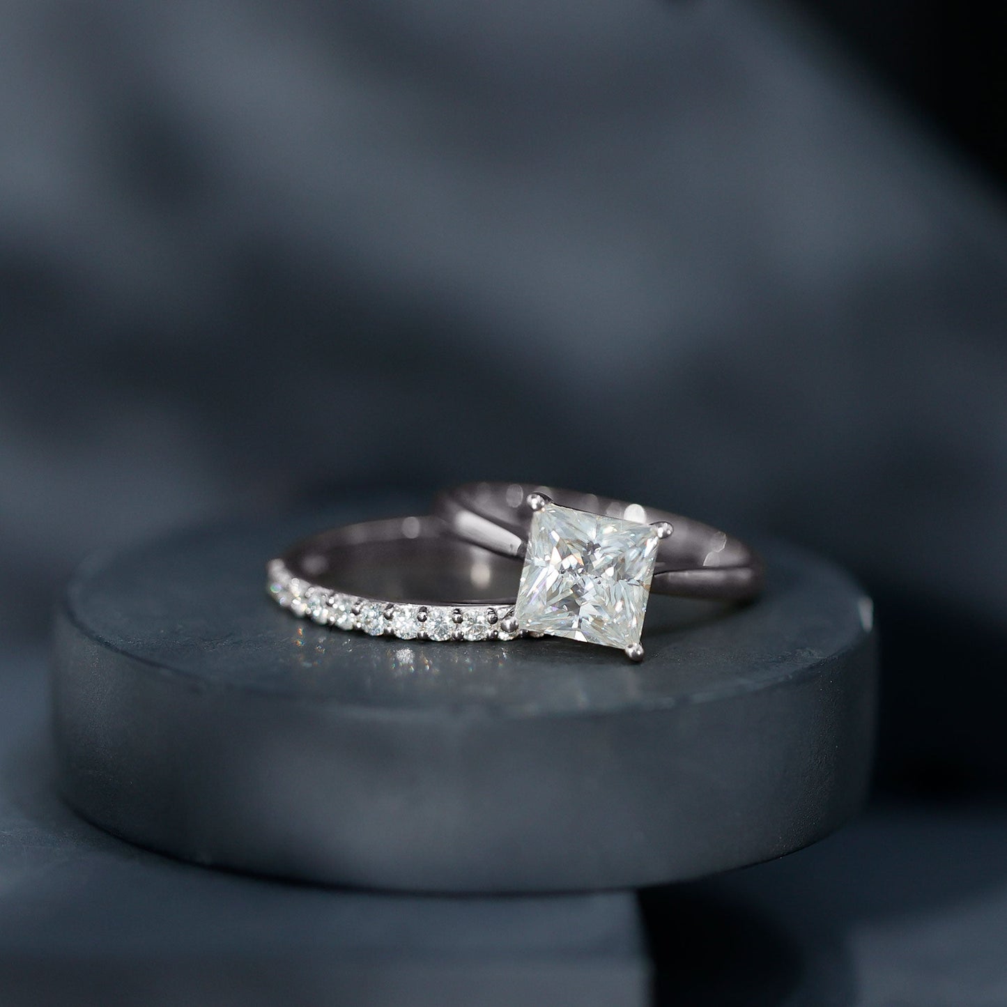 IGI Certified 2 Carat Lab Grown Diamond Princess Cut Engagement Ring With Wedding Band