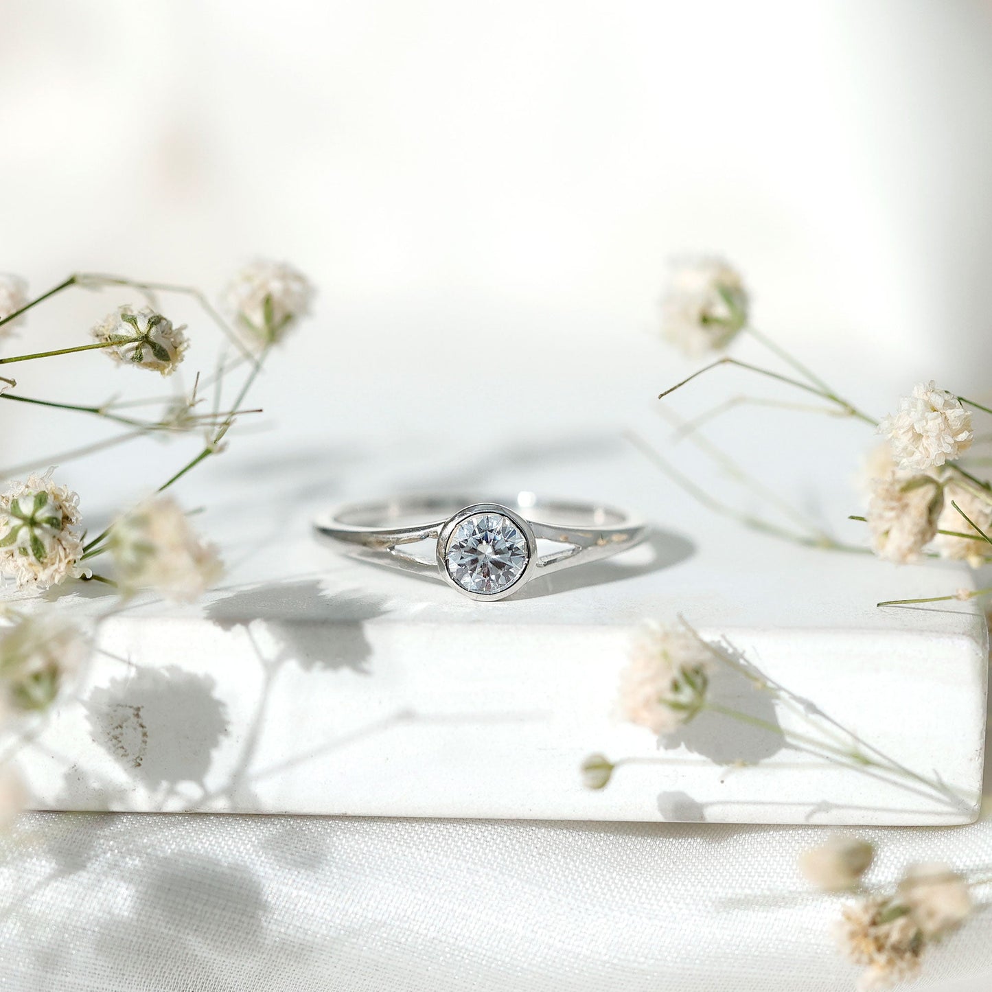 0.5 Carat Moissanite Solitaire Promise Ring in Split Shank