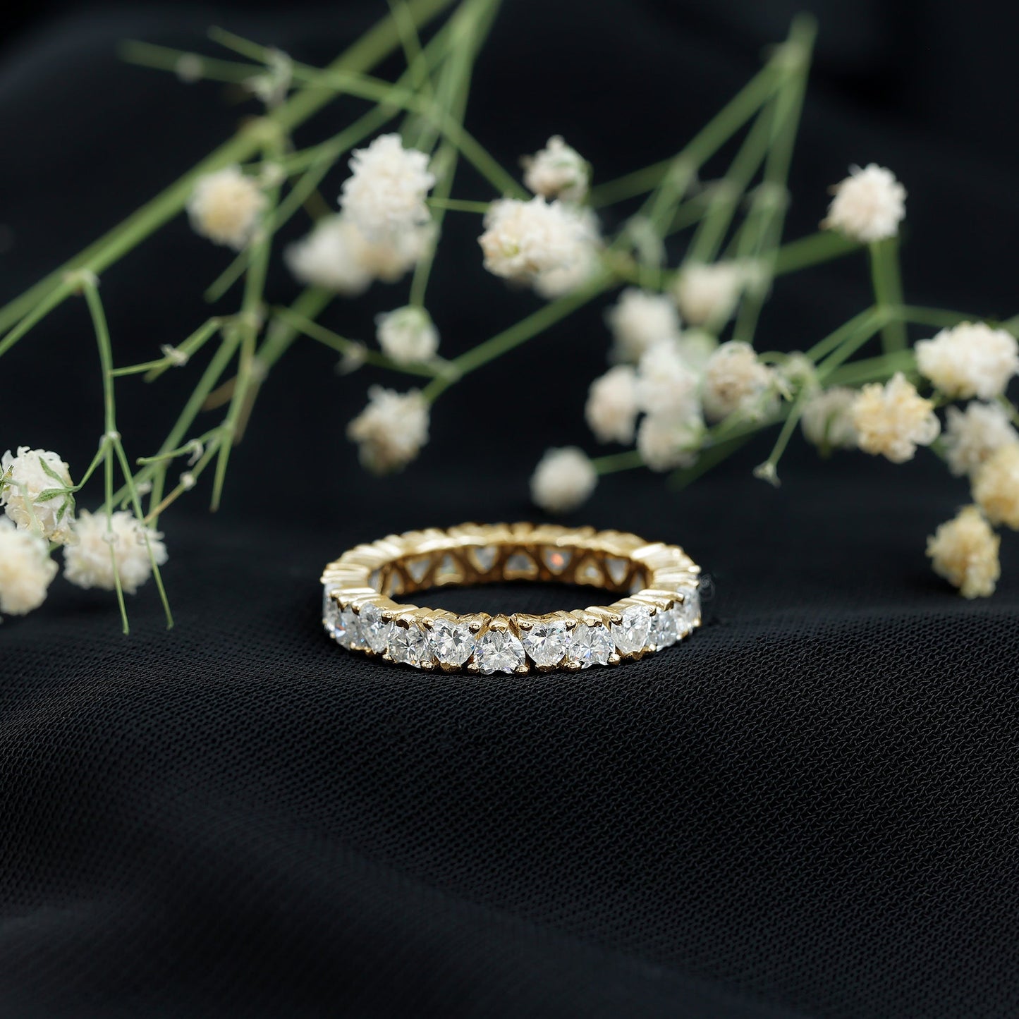 Claw Set Moissanite Heart Wedding Band for Women