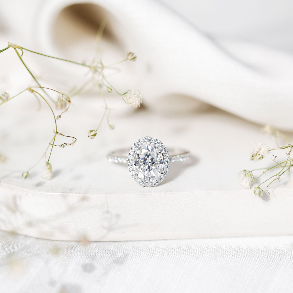 Oval Brilliant Cut Moissanite Classic Engagement Ring