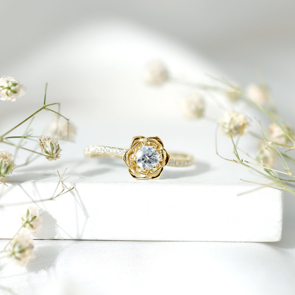Round Lab Grown Diamond Nature-Inspired Floral Engagement Ring