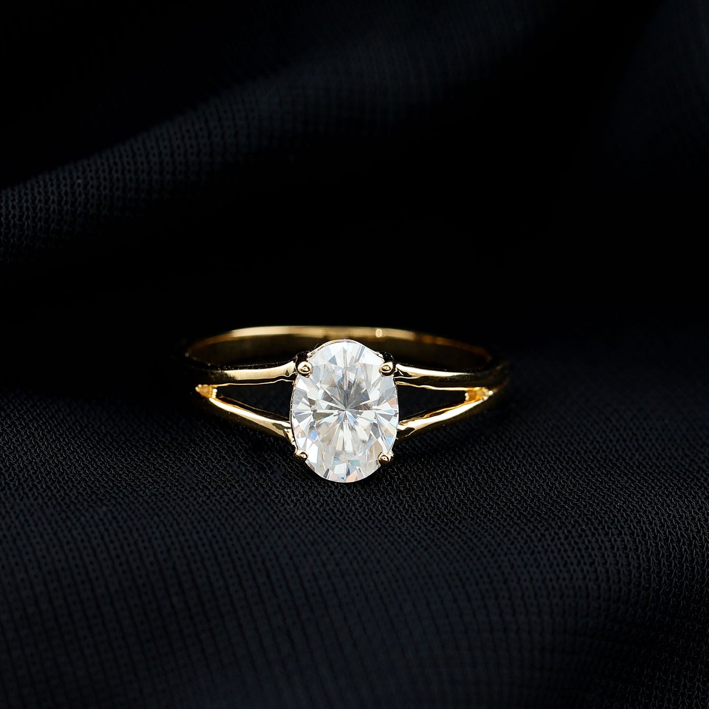 Oval Lab Grown Diamond Solitaire Ring in Split Shank