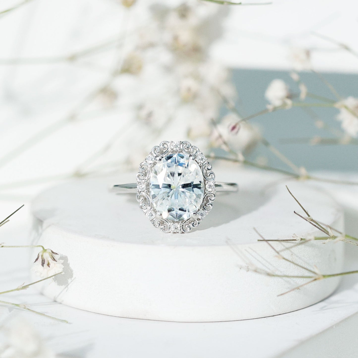 Womens 3.5 Carat Moissanite Vintage Style Engagement Ring