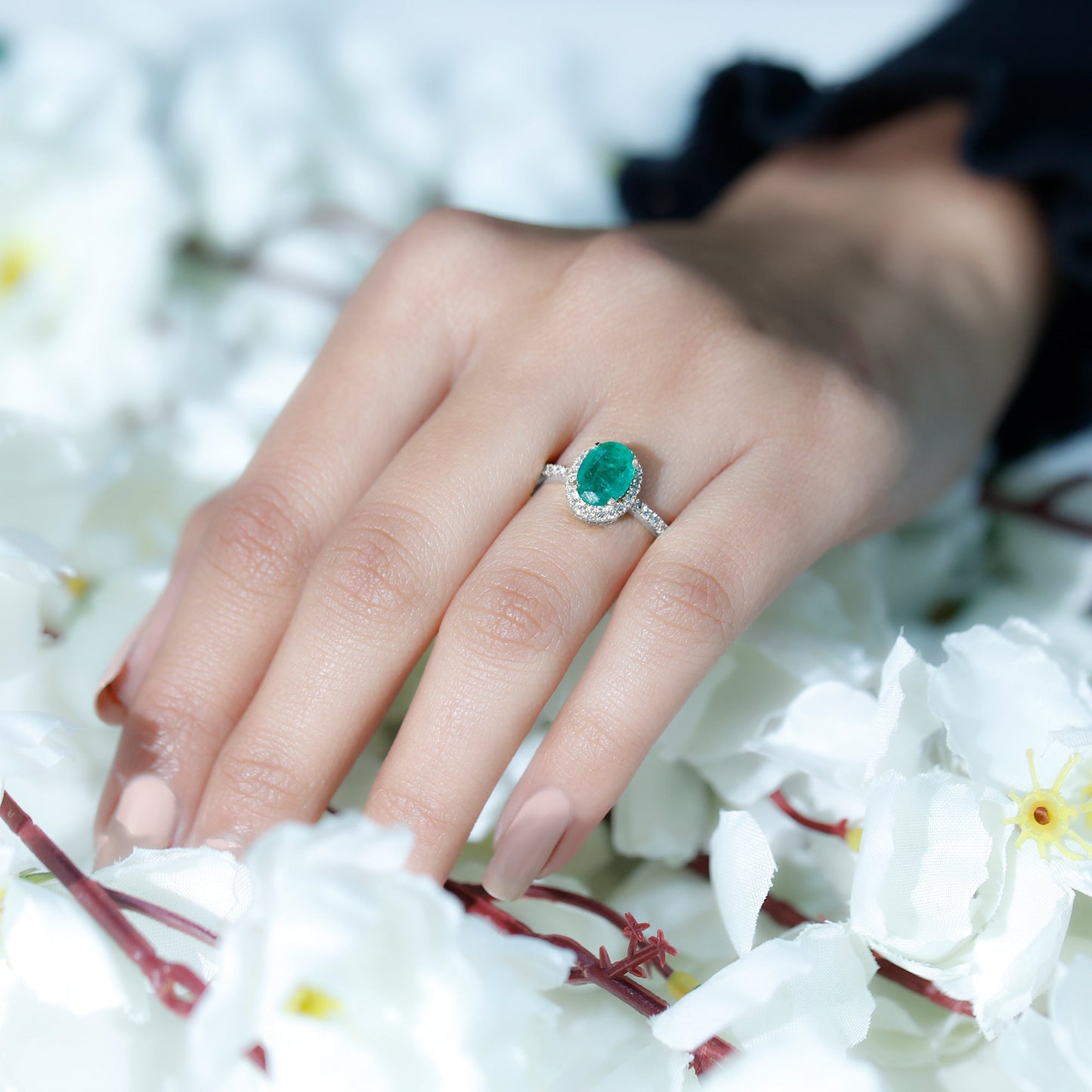 Genuine 6X8MM Oval Emerald Engagement Ring with Diamond Halo