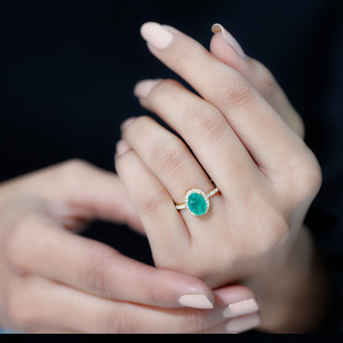 Genuine 6X8MM Oval Emerald Engagement Ring with Diamond Halo